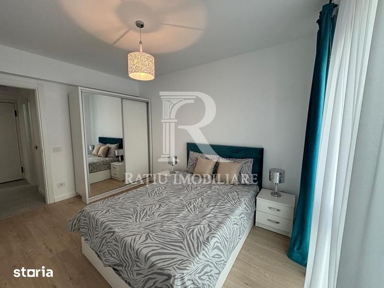 Apartament cu 3 camere, mobilat în Seleuș