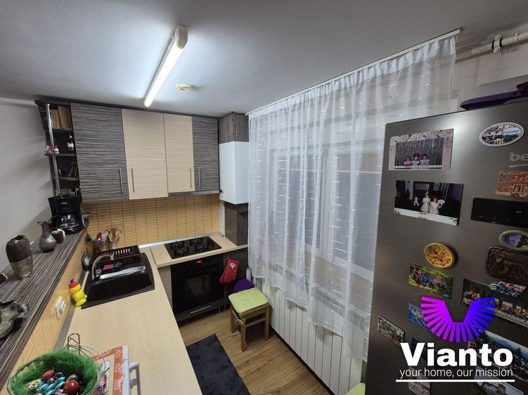 Apartament cu 2 camere semidecomandat, mobilat în Valea Aurie