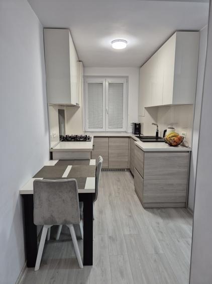 Inchiriez apartament 2 camere - 2