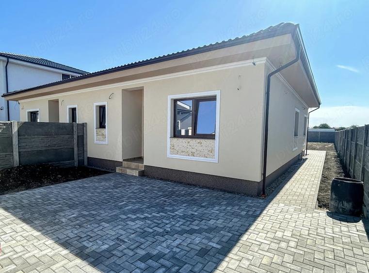 Casă cu 3 camere cu Teren 382 Mp în Moșnița Veche