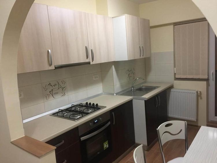 Apartament cu 2 camere decomandat în Berceni