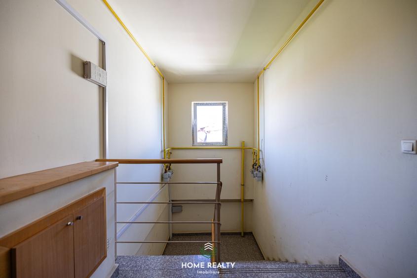 Garsonieră decomandată în Lipovei