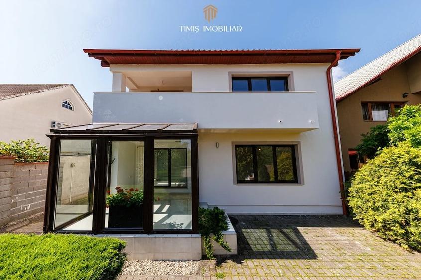 Casă cu Teren 756 Mp în Dumbrăvița