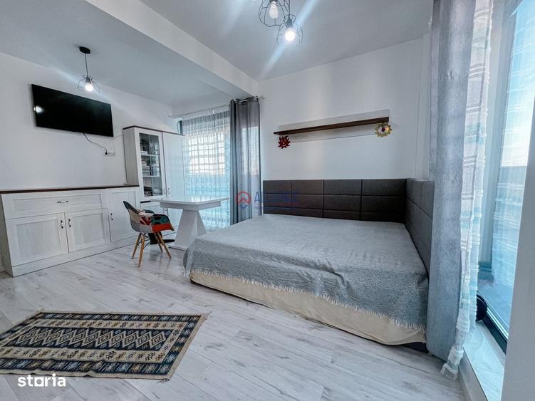 Apartament cu 3 camere în Palazu Mare