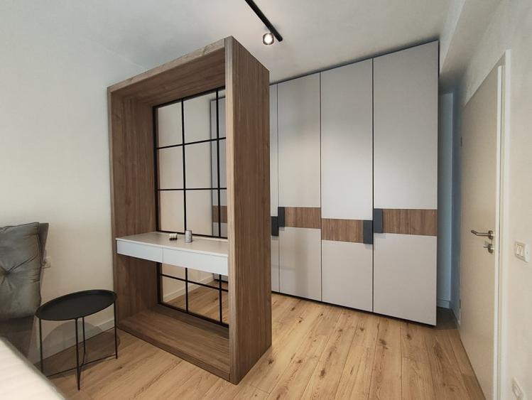 Apartament cu 2 camere decomandat, mobilat în Blumăna
