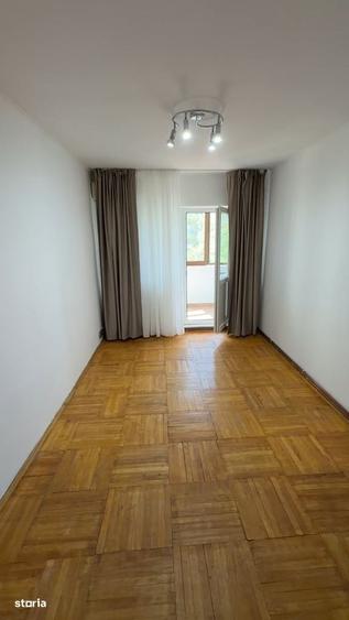 Apartament cu 3 camere în Cug