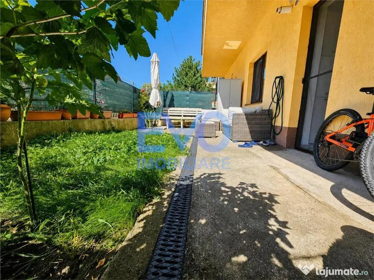 Garsonieră decomandată în Valea Adâncă