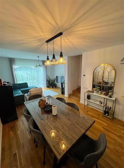 Casă cu 4 camere cu Teren 120 Mp în Pipera