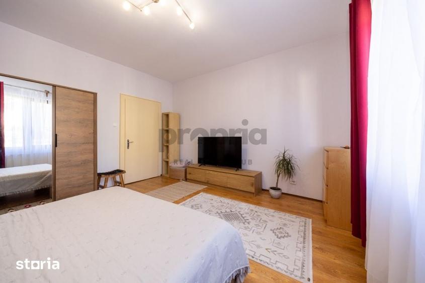 Casă cu 4 camere cu Teren 450 Mp în Central
