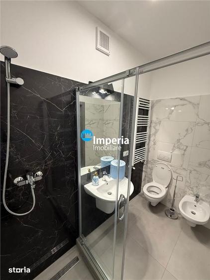 Spațiu comercial, de 590 mp, în Tomești