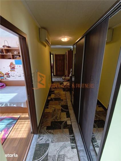 Apartament cu 3 camere decomandat în Unirii Sud