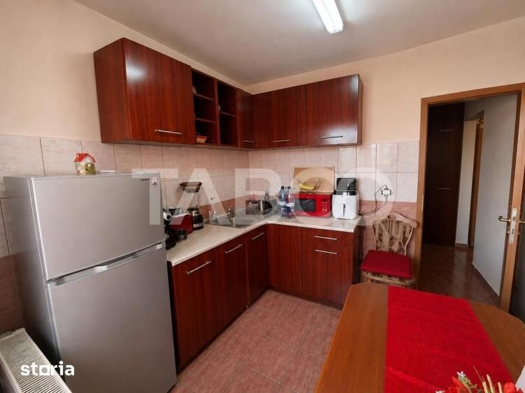 Apartament cu 2 camere decomandat în Lazaret