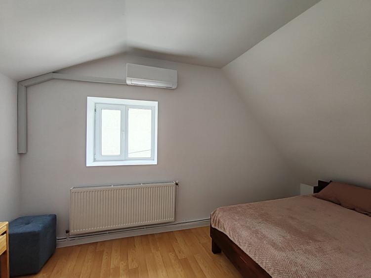 Apartament cu 4 camere decomandat în Central