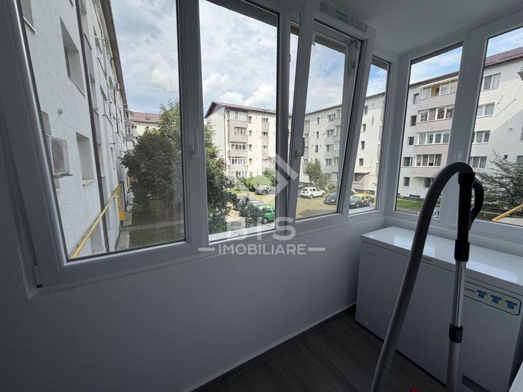 Apartament cu 3 camere decomandat în Independenței