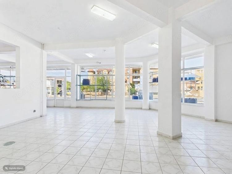 Spațiu comercial, de 265 mp, în Central
