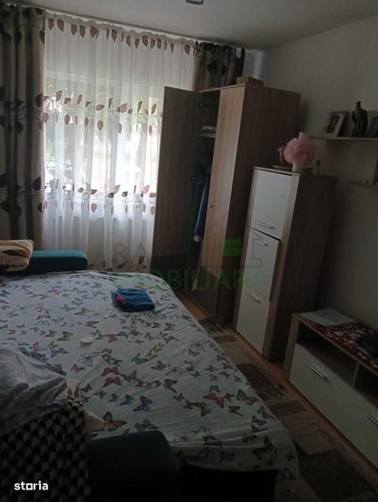 Apartament cu 2 camere decomandat în Noua