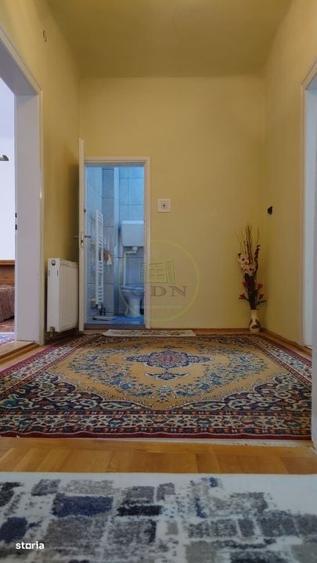 Casă cu 4 camere decomandat cu Teren 237 Mp în Central