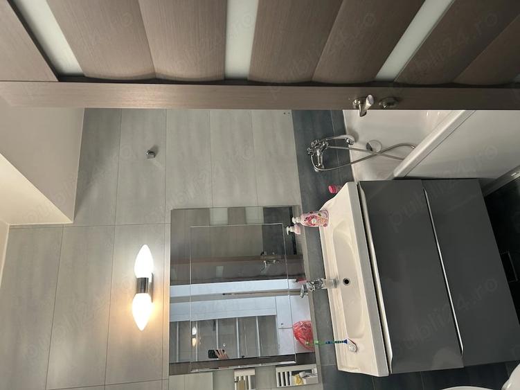 Apartament cu 2 camere semidecomandat în Central