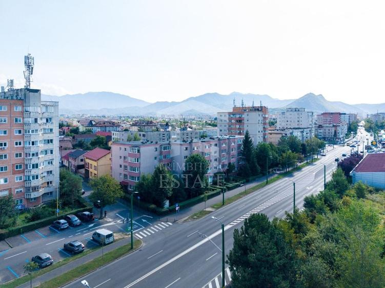 Apartament cu 2 camere decomandat, mobilat în Triaj