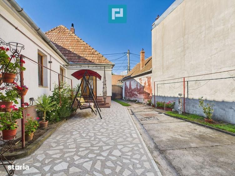 Casă cu 4 camere cu Teren 1007 Mp în Central