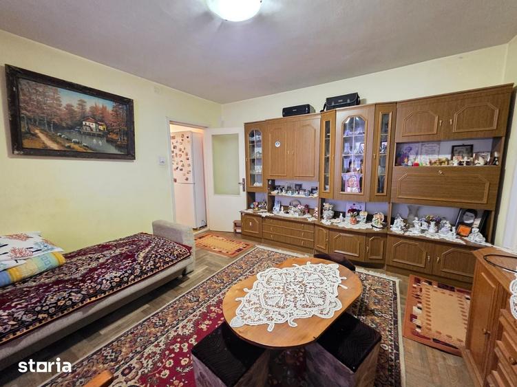 2 camere, str. Smirodava, 50 mp, bucatarie mare, 2 debarale - 1