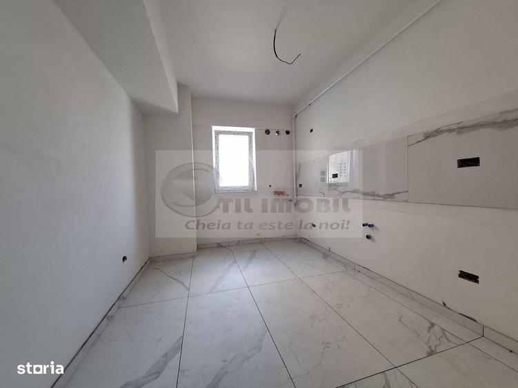 Apartament cu 2 camere decomandat în Galata