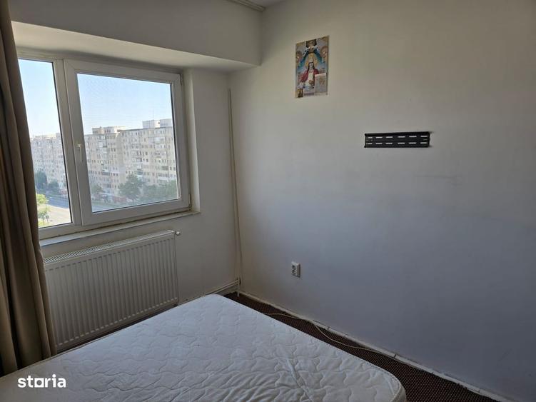 Apartament cu 3 camere în Casa de Cultură