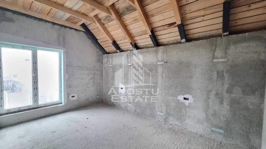 Casă individuală cu 3 camere cu Canalizare în Giarmata