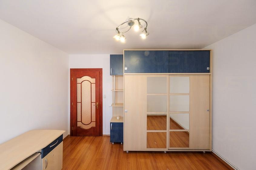 Apartament cu 3 camere semidecomandat în Gheorgheni