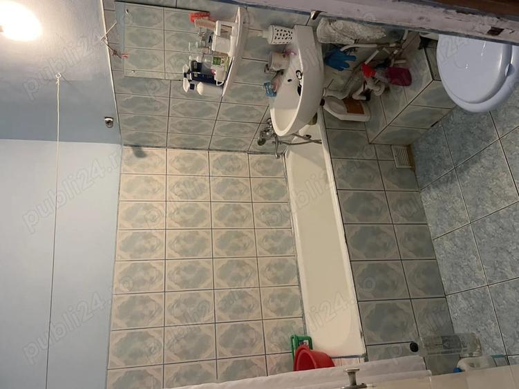 Apartament cu 4 camere decomandat în Central