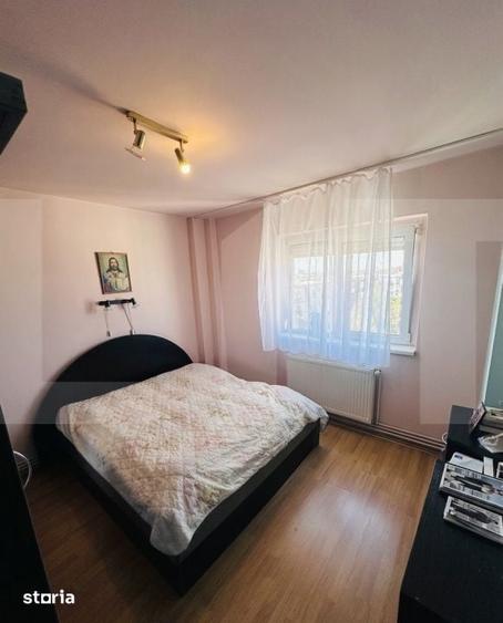 Apartament cu 4 camere în Micălaca