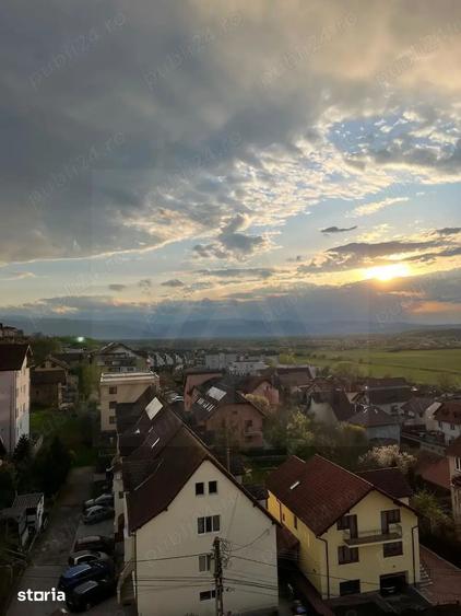 Apartament cu 3 camere în Valea Aurie