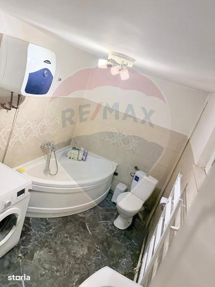 Casă cu 5 camere cu Teren 435 Mp în Cantacuzino