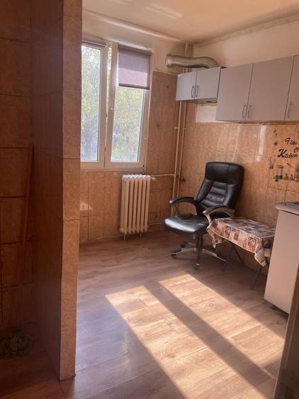 Apartament cu 2 camere decomandat în Rahova