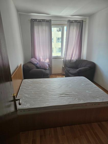 Apartament cu 2 camere decomandat în Doamna Ghica