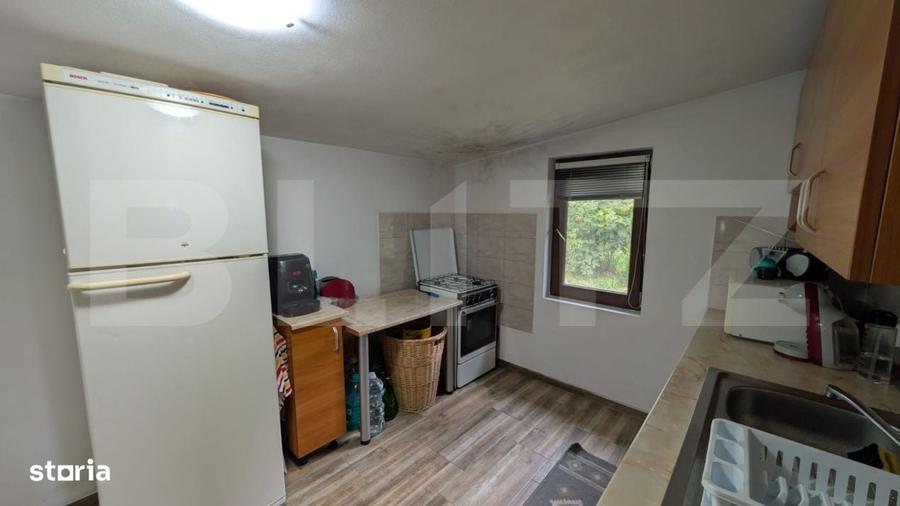 Casă cu 3 camere în Micloșanii Mici