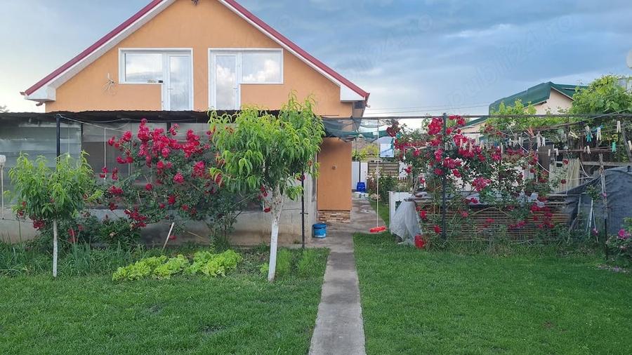 Casă cu Teren 570 Mp în Ciocârlia