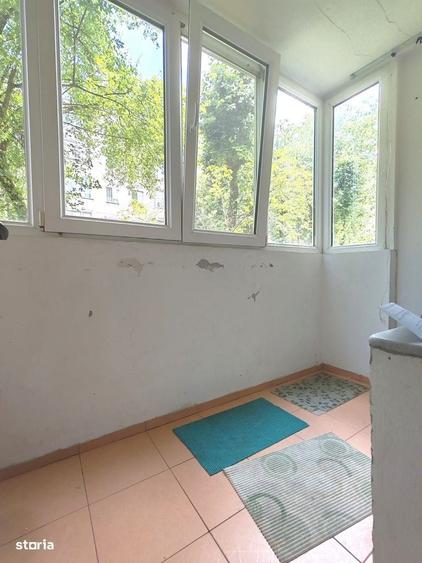 Apartament cu 2 camere semidecomandat în Trivale
