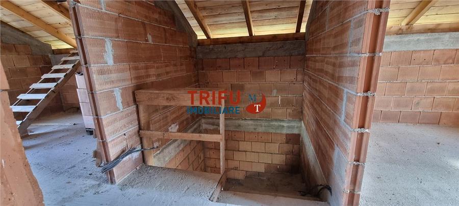 Casă individuală cu 4 camere cu Canalizare în Ampoi 1