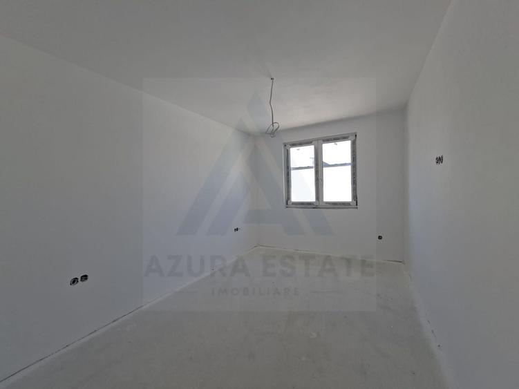 Casă individuală cu 3 camere cu Canalizare în Exterior Sud