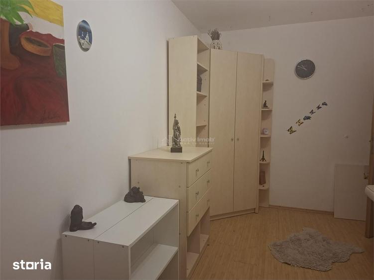 Apartament cu 3 camere decomandat în Ștrand