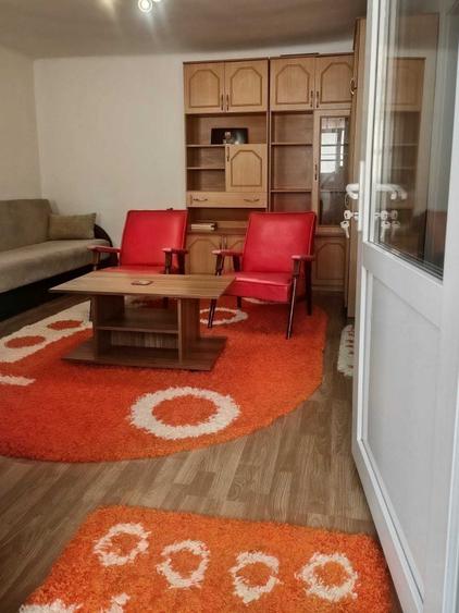 Casă cu 2 camere în Central