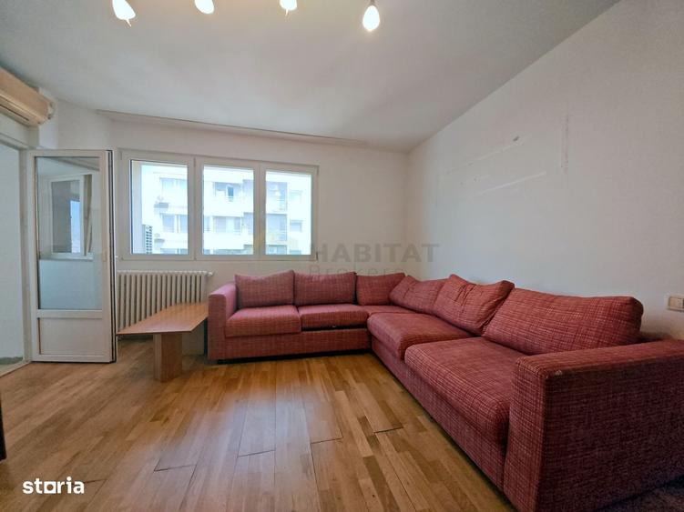 Apartament cu 3 camere semidecomandat în Titan