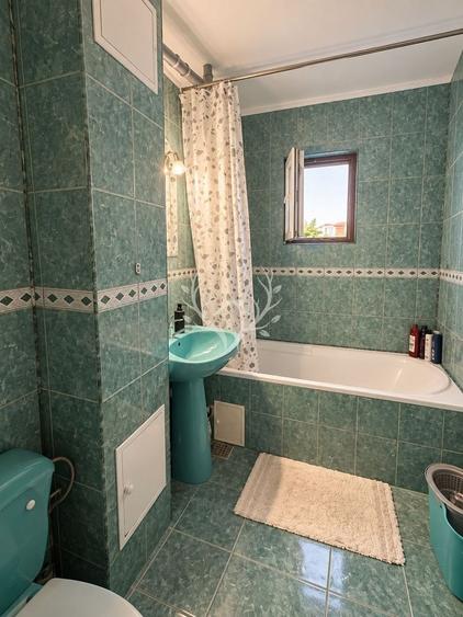 Apartament cu 4 camere decomandat în Apahida