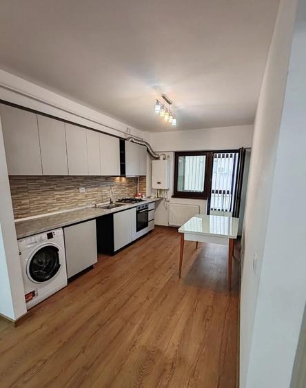 Apartament cu 2 camere semidecomandat în Nicolina