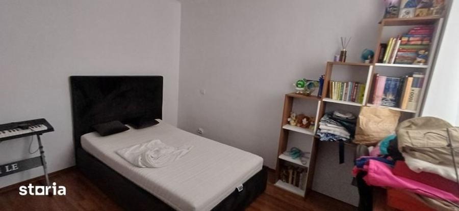 Apartament cu 3 camere în Sud