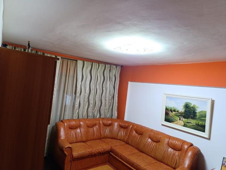 Apartament cu 2 camere decomandat în Alexandru cel Bun