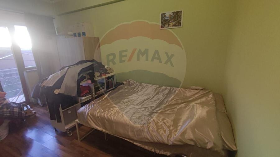 Apartament cu 2 camere decomandat, mobilat în Paleu