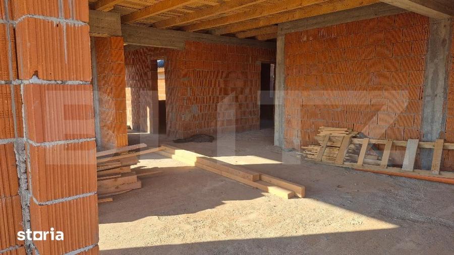 Casa la rosu de vanzare, 4 camere, 145,31 mp, 715 mp teren, zona Marti - 5