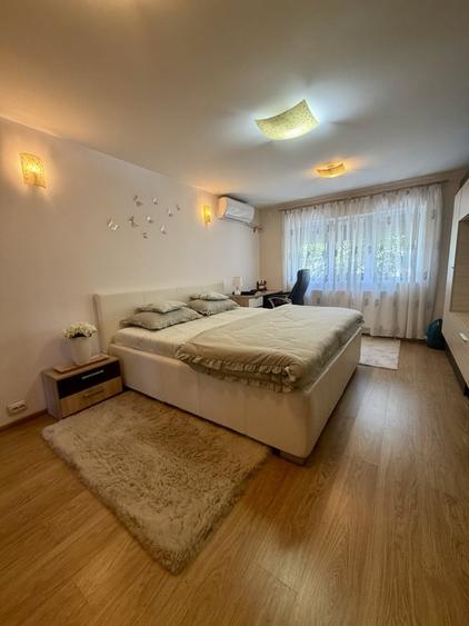 Apartament cu 2 camere decomandat, mobilat în Torontalului